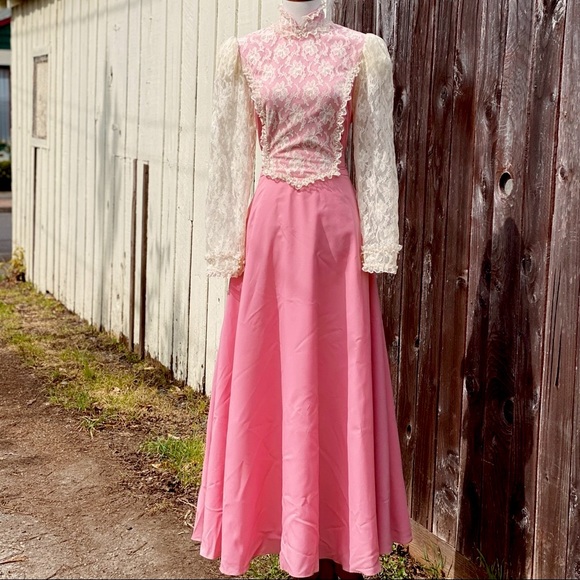✨FLASH SALE✨ 1970s Romantic Lace Princess Peach Maxi Dress - Picture 7 of 7